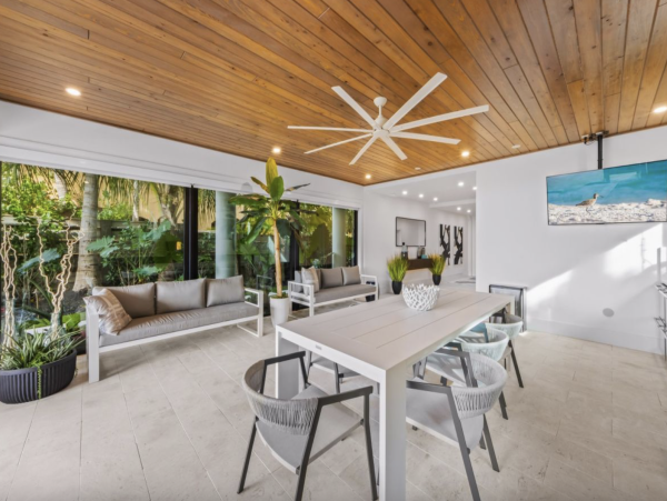 Anna Maria Island Vacation Beach Pool Home Five Bedrooms